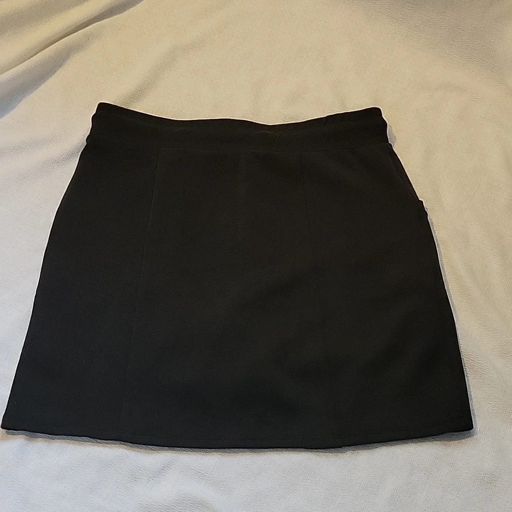 Cable & Gauge Sport Black Skort Small Mint Condition - Picture 5 of 8
